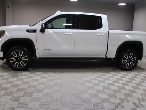 Certified 2024 GMC Sierra 1500 AT4 w/ Technology Package image 4