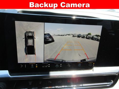 Used 2024 Chevrolet Silverado 3500 High Country w/ High Country Premium Package AWD/4WD image 20
