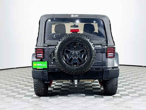 Used 2018 Jeep Wrangler Sport image 8