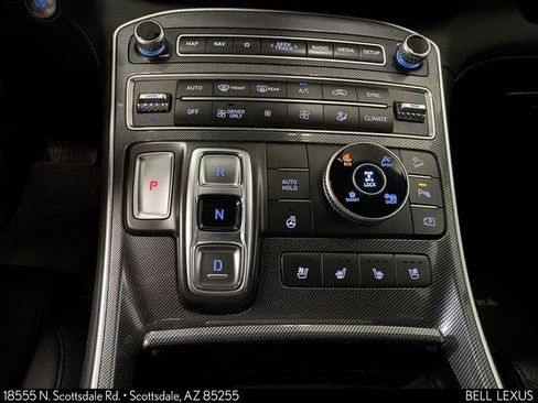 Used 2022 Hyundai Santa Fe Limited AWD/4WD image 18