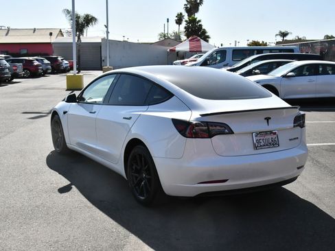 Used 2023 Tesla Model 3 Standard Range RWD image 6