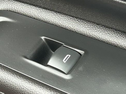 Used 2020 GMC Terrain Denali w/ Denali Premium Package image 39