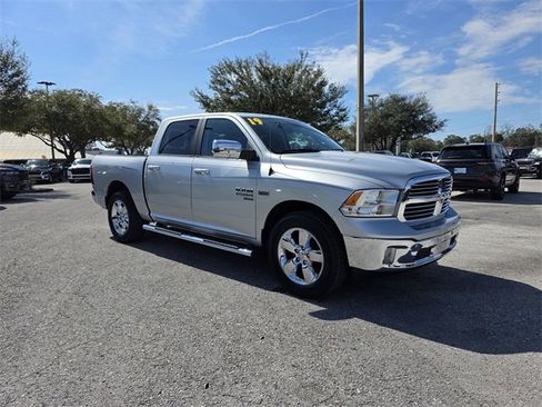 Used 2019 RAM 1500 Big Horn image 10