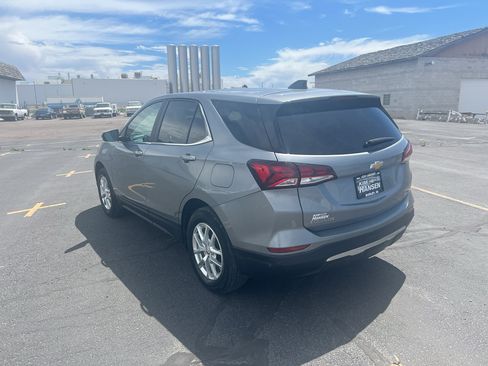 Used 2024 Chevrolet Equinox LT AWD/4WD image 5