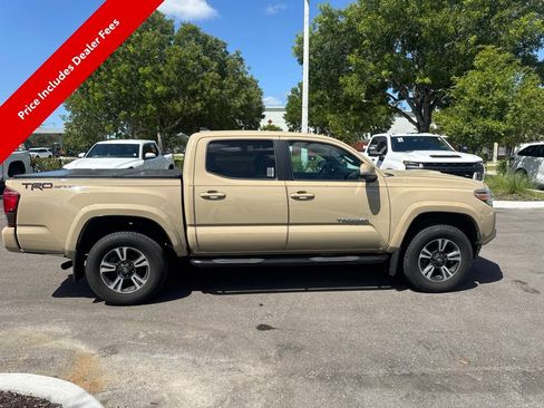 Used 2018 Toyota Tacoma TRD Sport RWD image 5