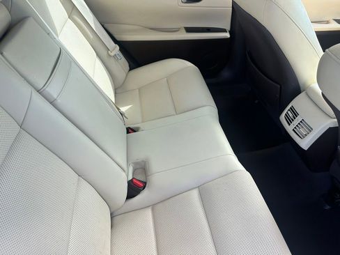 Used 2018 Lexus ES 350 w/ Navigation System Package image 17