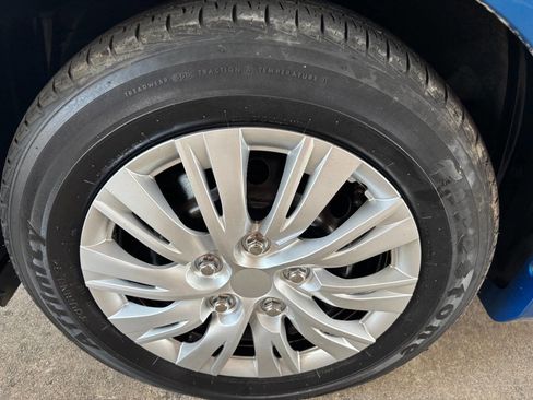 Used 2010 Toyota Corolla LE FWD image 9
