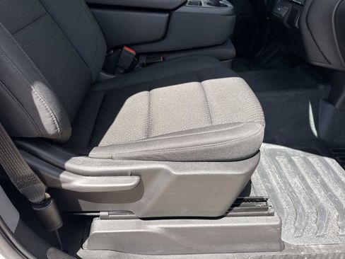 Used 2025 Chevrolet Silverado 1500 W/T image 10