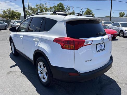 Used 2013 Toyota RAV4 XLE image 3