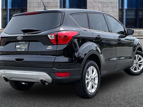 Certified 2019 Ford Escape SE AWD/4WD image 11