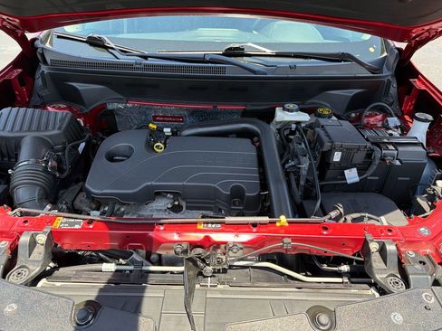 Used 2023 Chevrolet Equinox LT FWD image 23