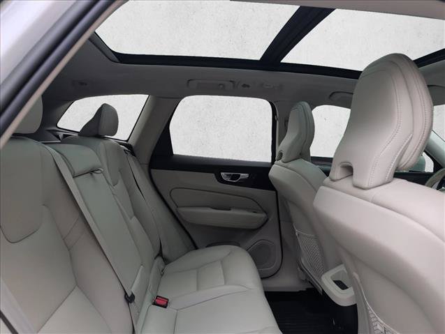 Used 2023 Volvo XC60 B5 Plus w/ Protection Package Premier FWD image 22