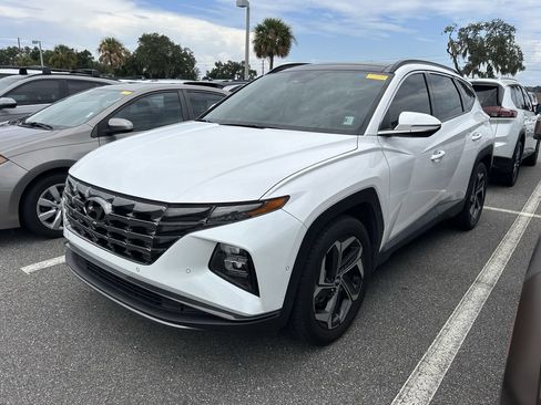 Used 2022 Hyundai Tucson Limited w/ Winter Package FWD image 7