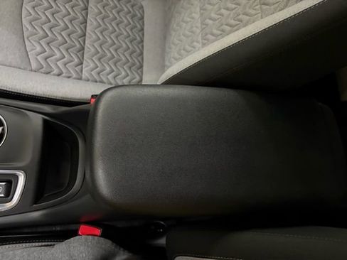 Used 2024 Chevrolet Equinox LT image 52