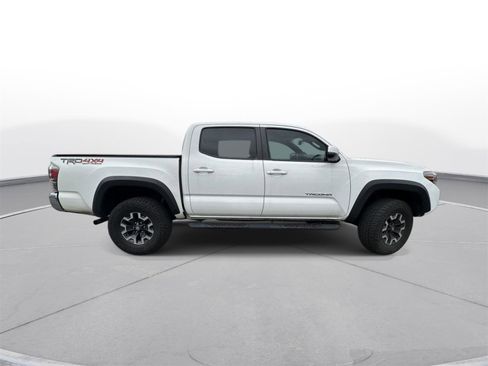 Used 2023 Toyota Tacoma TRD Off-Road image 5