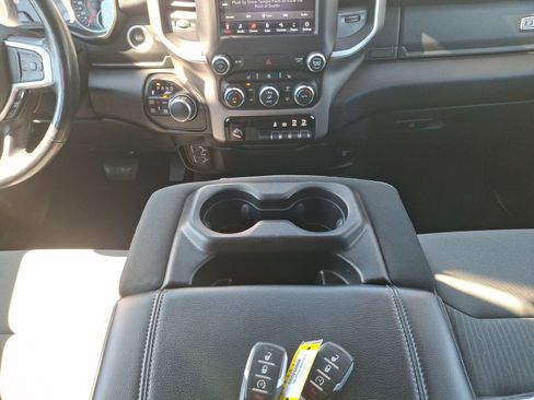 Certified 2020 RAM 1500 Big Horn AWD/4WD image 12
