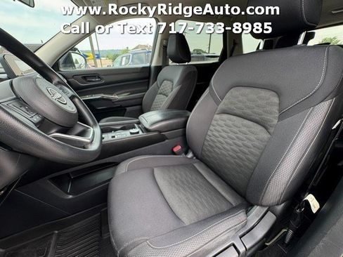 Used 2023 Nissan Pathfinder S AWD/4WD image 27