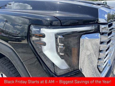 New 2025 GMC Sierra 2500 Denali w/ Denali Reserve Package image 10