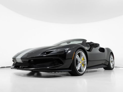 Used 2025 Ferrari 296 GTS RWD image 14