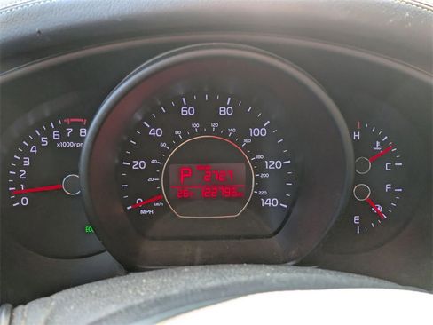 Used 2015 Kia Soul + w/ Audio Package image 9