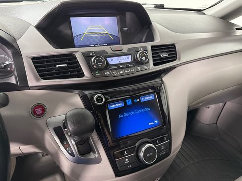 Used 2015 Honda Odyssey EX-L image 18