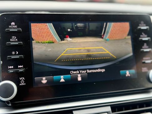 Used 2018 Honda Accord EX-L image 20