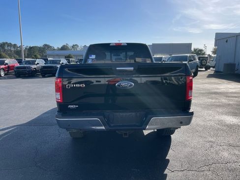 Used 2017 Ford F150 XLT w/ Equipment Group 302A Luxury image 6