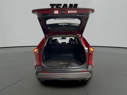 Used 2021 Toyota RAV4 Limited AWD/4WD image 6