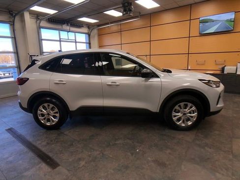 New 2026 Ford Escape Active w/ Active Premium Tech Pack image 8