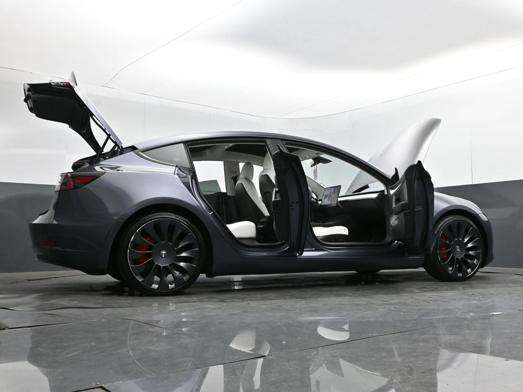 Used 2022 Tesla Model 3 Performance AWD/4WD image 34