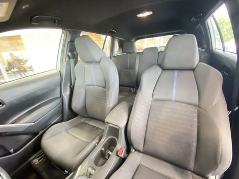Used 2023 Toyota Corolla Cross AWD Hybrid image 14