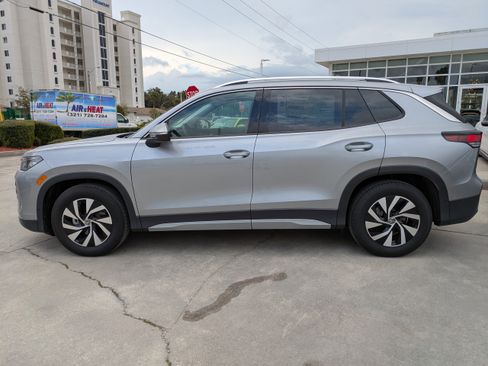 New 2026 Volkswagen Tiguan S FWD image 7