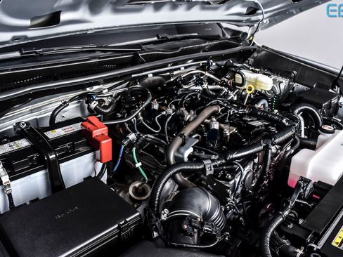 Used 2025 Toyota 4Runner TRD Off-Road image 12