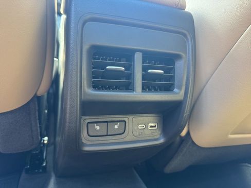 Used 2025 Cadillac XT4 Premium Luxury w/ Technology Package image 23