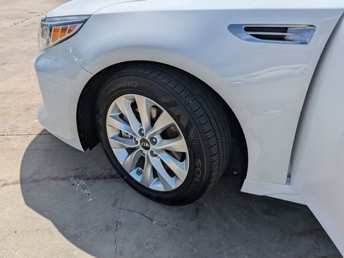 Used 2018 Kia Optima EX w/ Technology Package FWD image 35