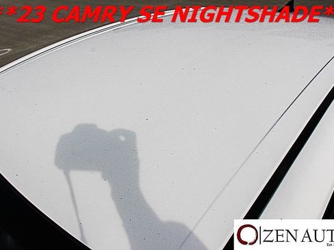 Used 2023 Toyota Camry SE image 10