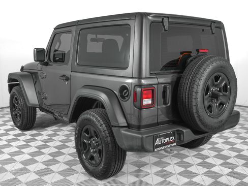 Used 2025 Jeep Wrangler Sport AWD/4WD image 6