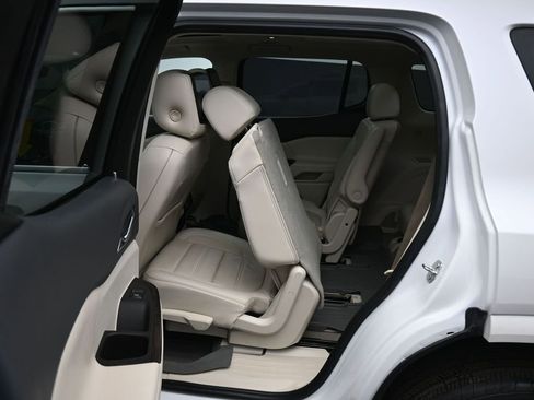 Used 2020 GMC Acadia Denali w/ Trailering Package image 49