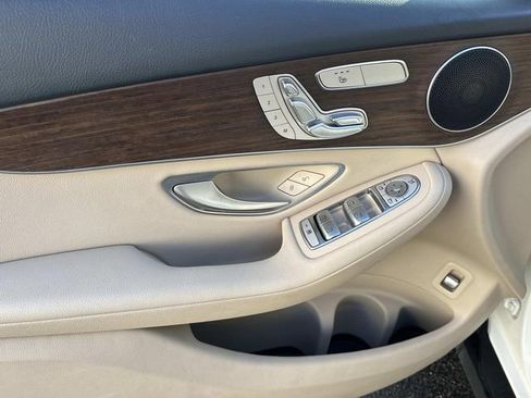 Certified 2022 Mercedes-Benz GLC 300 GLC 300 image 14