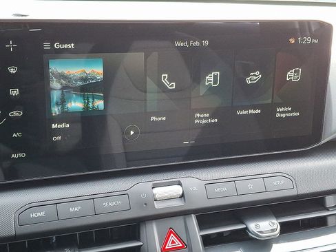 New 2025 Kia K4 EX image 14