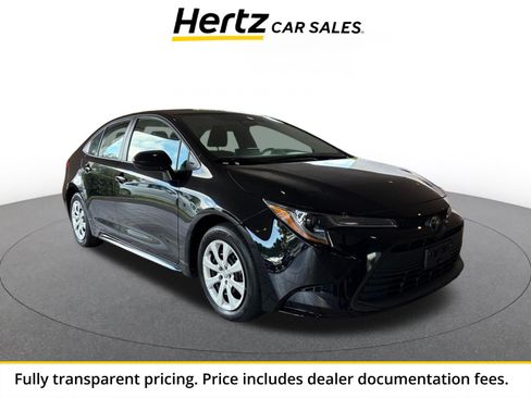 Used 2025 Toyota Corolla LE FWD image 1