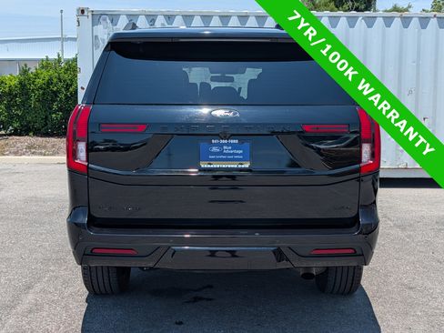 Certified 2025 Ford Expedition Max Platinum w/ Stealth Appearance Package AWD/4WD image 5