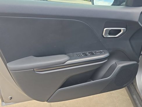 New 2026 Kia K4 FWD image 17