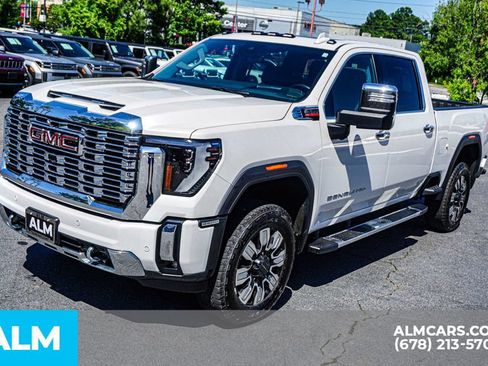 Used 2024 GMC Sierra 3500 Denali w/ Denali Reserve Package AWD/4WD image 12