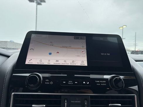 Used 2024 INFINITI QX80 Luxe image 16