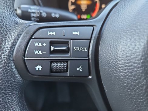 Used 2023 Honda CR-V EX image 23