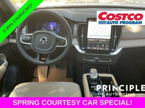 New 2026 Volvo XC90 B6 Plus w/ Protection Package Premier AWD/4WD image 18