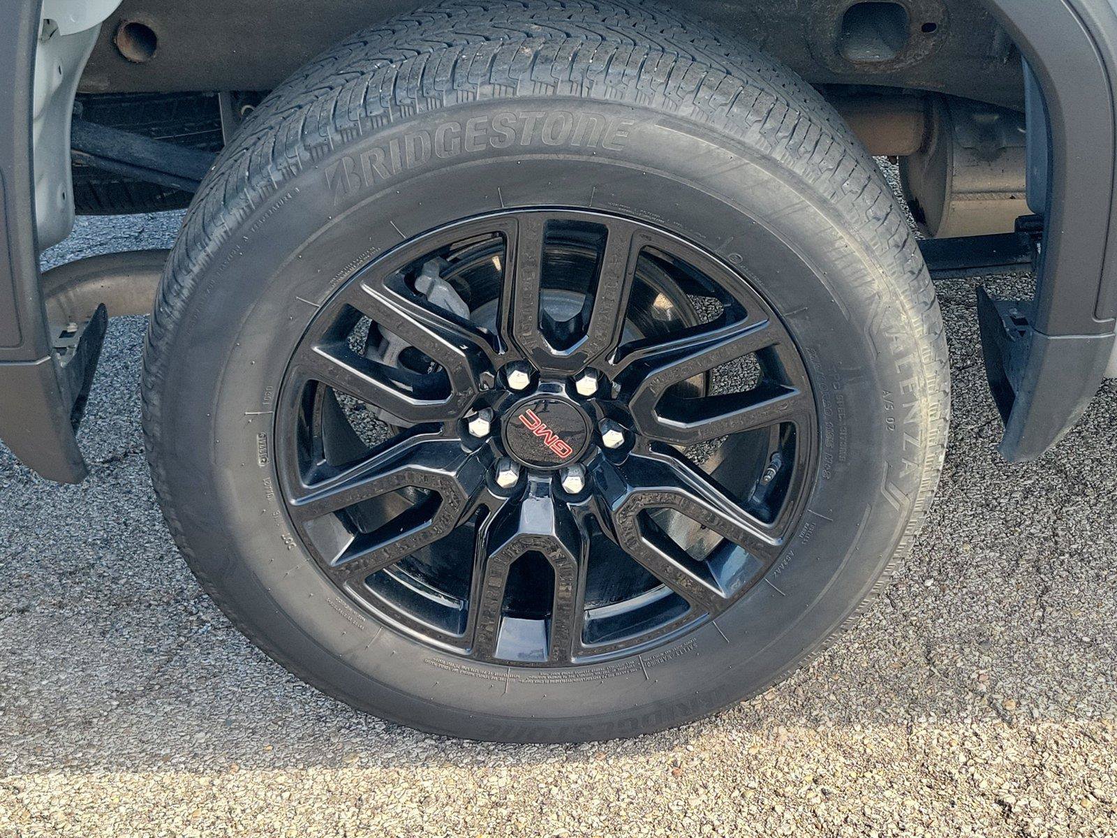 Used 2024 GMC Sierra 1500 Elevation AWD/4WD image 5