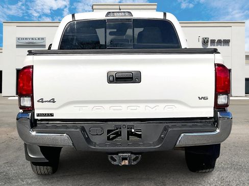 Used 2022 Toyota Tacoma 4x4 Double Cab image 4