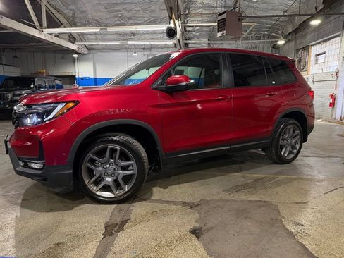 Used 2023 Honda Passport EX-L image 2